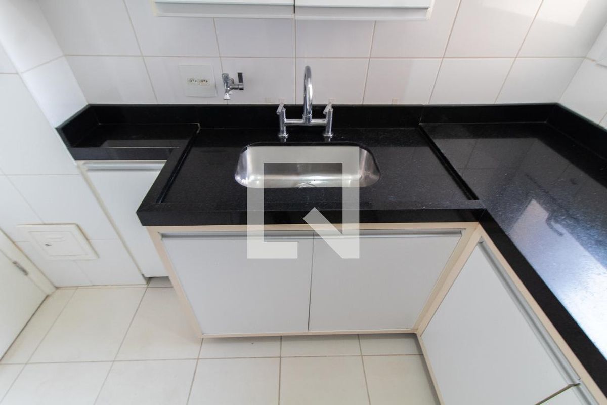 Apartamento à Venda - Lot. Alphaville Campinas, 4 Quartos,  137 m2 em , Campinas - sp | SoloBR