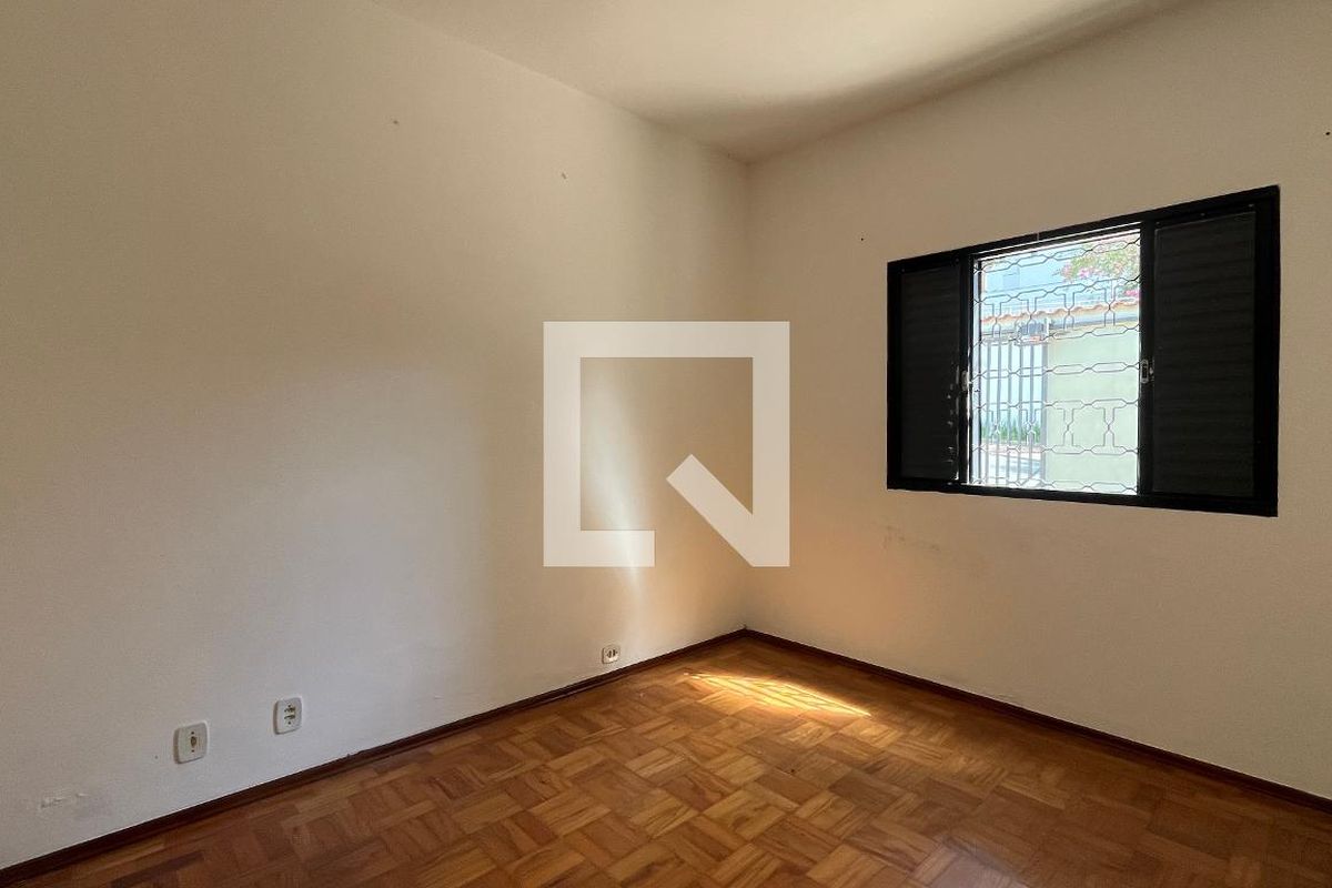 Casa à Venda - Taquaral, 2 Quartos,  300 m2 em , Campinas - sp | SoloBR