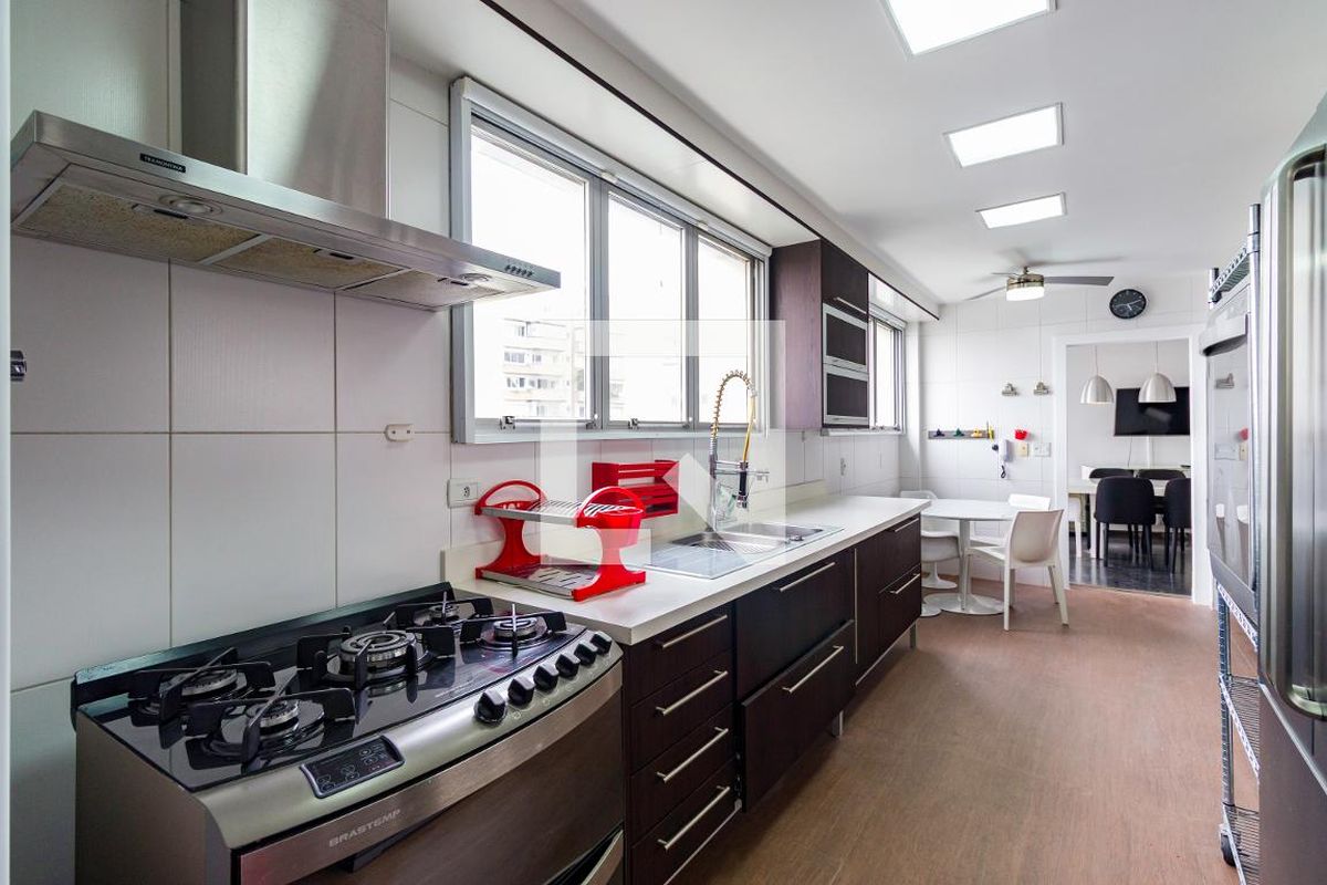 Apartamento, 3 quartos, 220 m² - Foto 81
