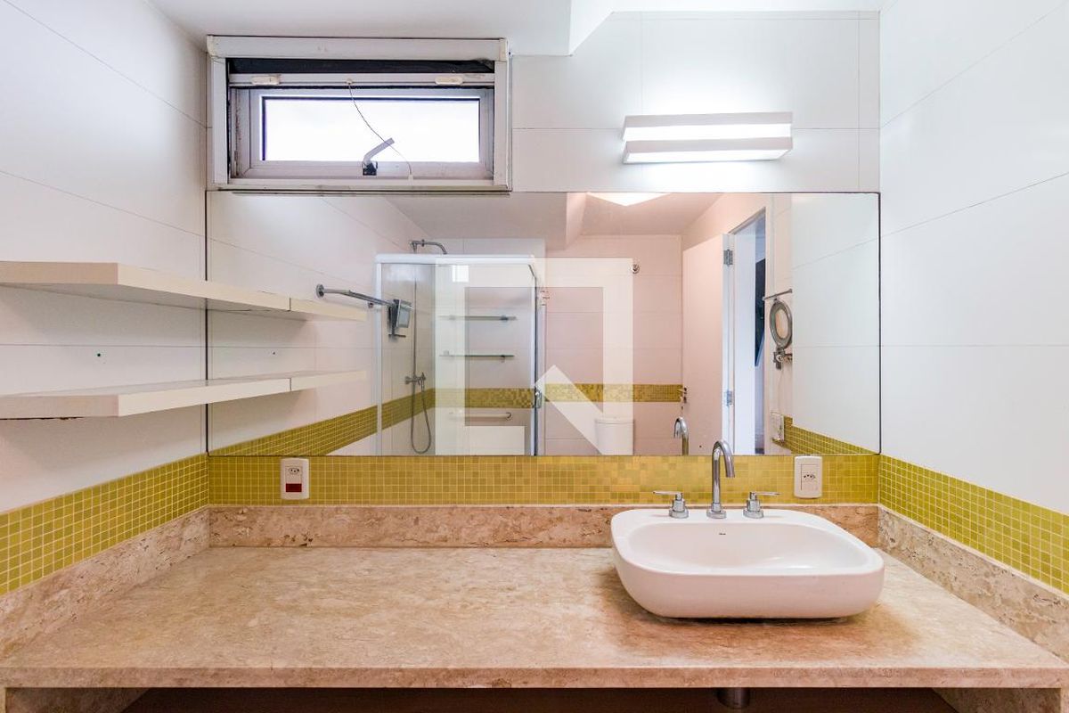 Apartamento, 3 quartos, 220 m² - Foto 45