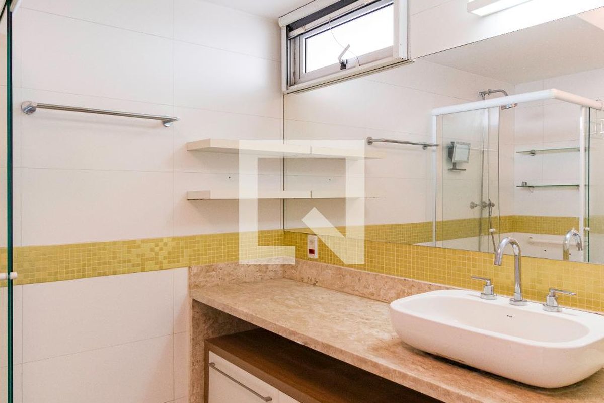 Apartamento, 3 quartos, 220 m² - Foto 43