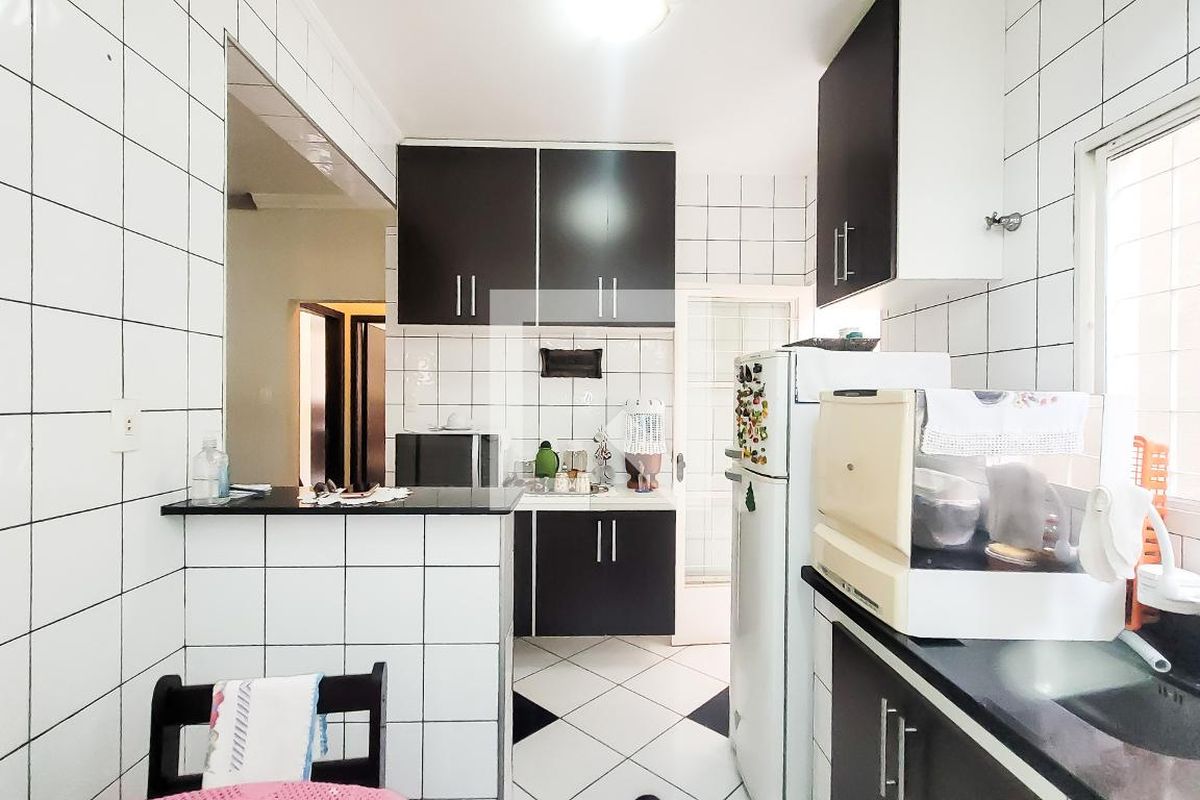 Casa à Venda - Taquaral, 2 Quartos,  170 m2 em , Campinas - sp | SoloBR