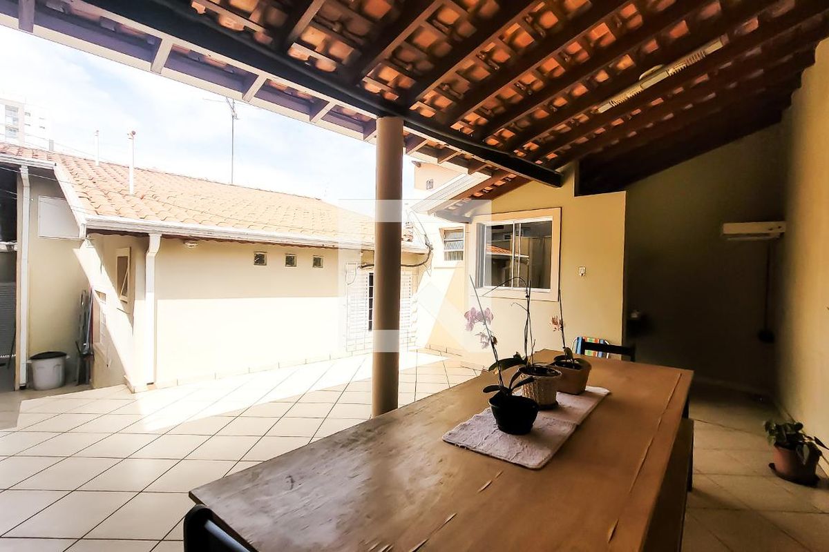 Casa à Venda - Taquaral, 2 Quartos,  170 m2 em , Campinas - sp | SoloBR