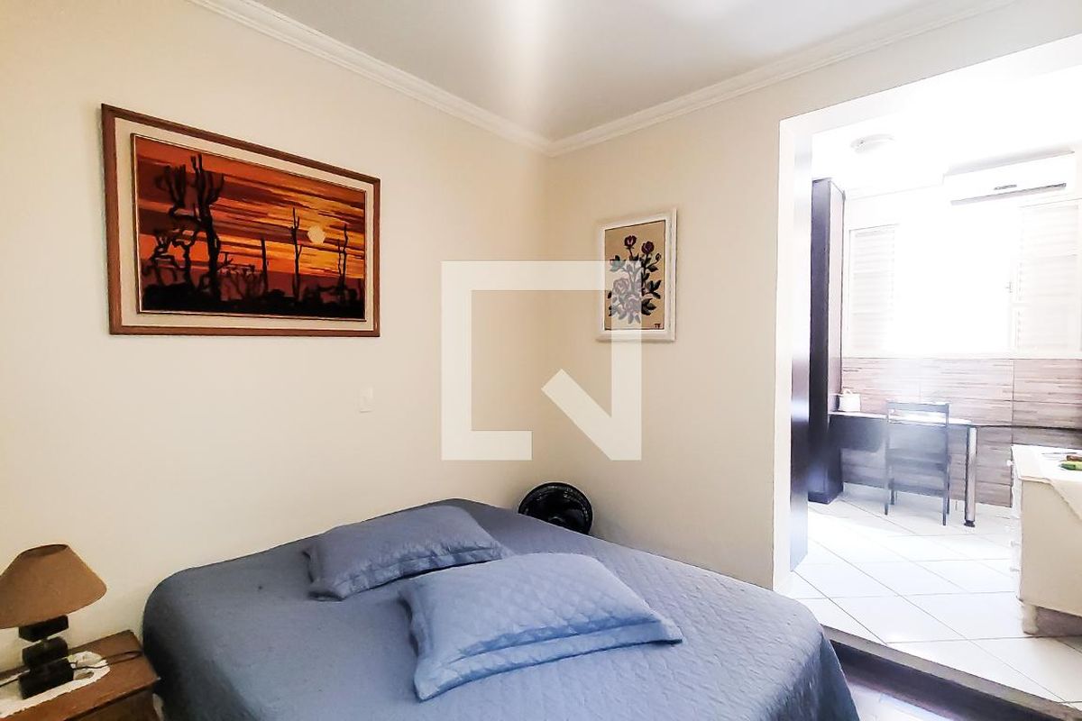 Casa à Venda - Taquaral, 2 Quartos,  170 m2 em , Campinas - sp | SoloBR