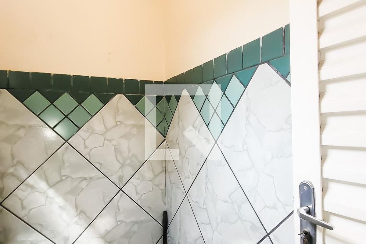 Casa à Venda - Taquaral, 2 Quartos,  170 m2 em , Campinas - sp | SoloBR