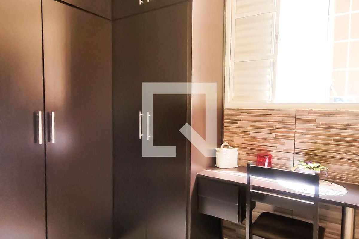 Casa à Venda - Taquaral, 2 Quartos,  170 m2 em , Campinas - sp | SoloBR