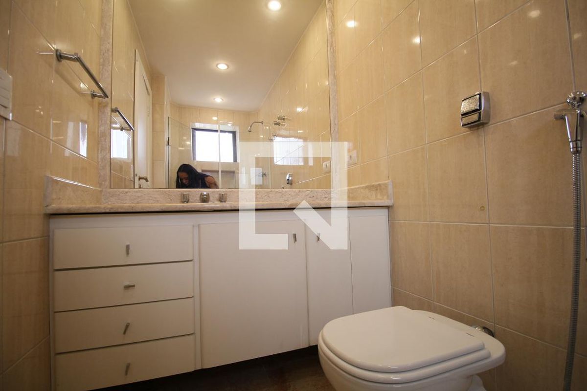 Apartamento, 3 quartos, 211 m² - Foto 64