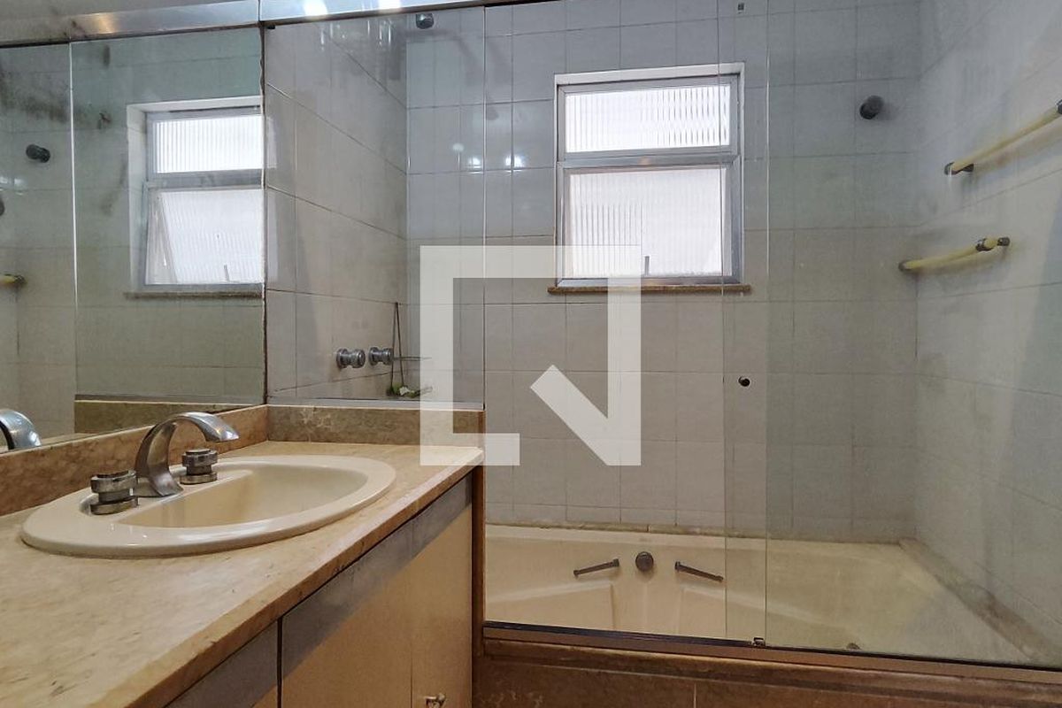 Apartamento, 3 quartos, 180 m² - Foto 32