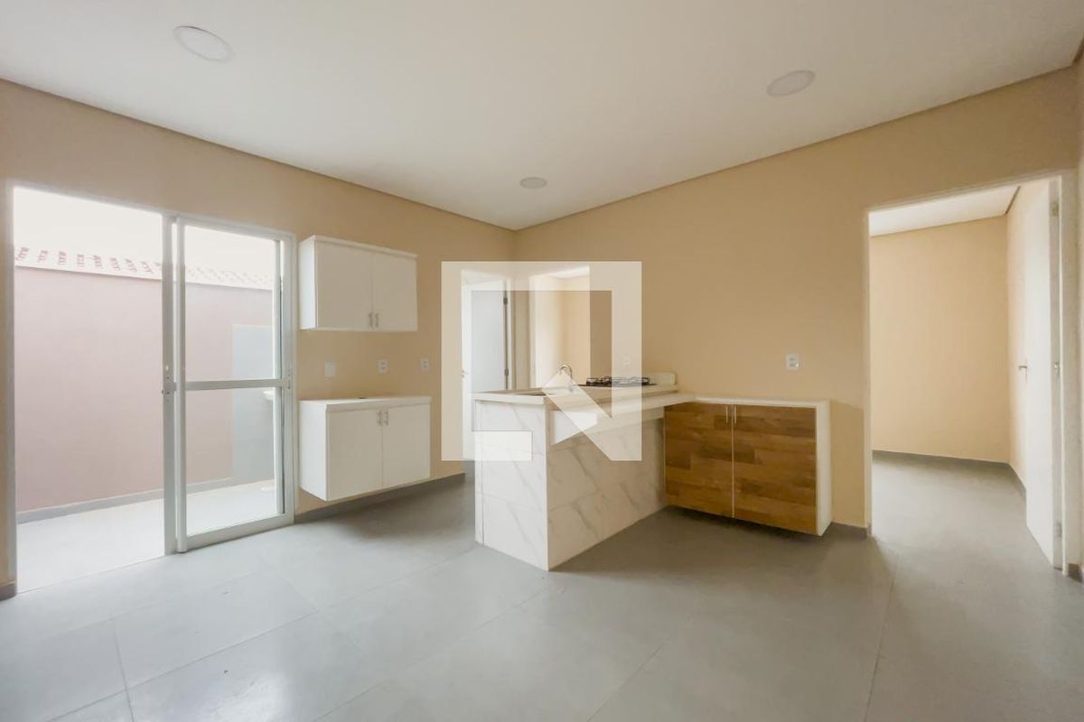 Casa, 3 quartos, 75 m² - Foto 1