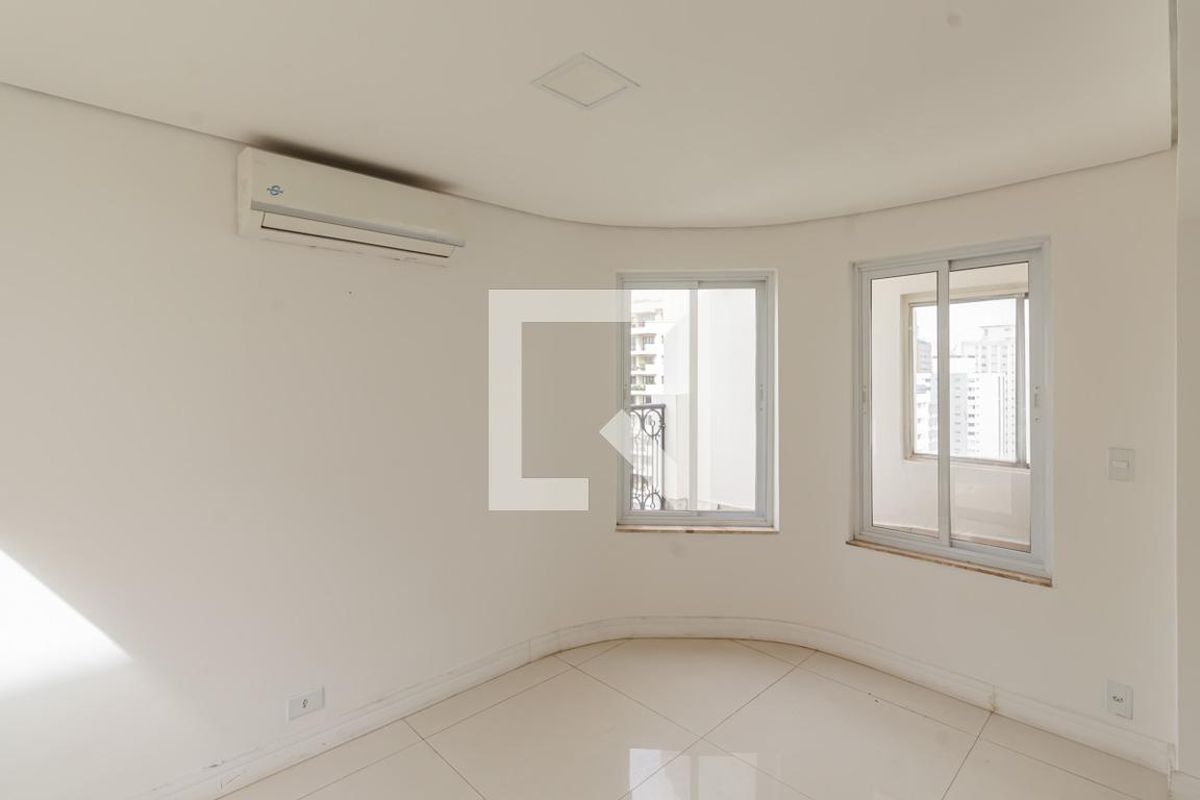 Cobertura, 3 quartos, 240 m² - Foto 12