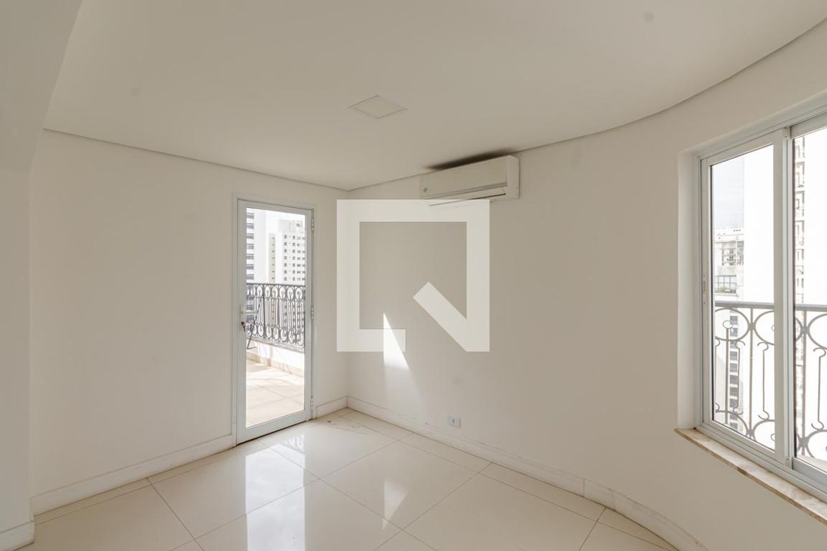 Cobertura, 3 quartos, 240 m² - Foto 10