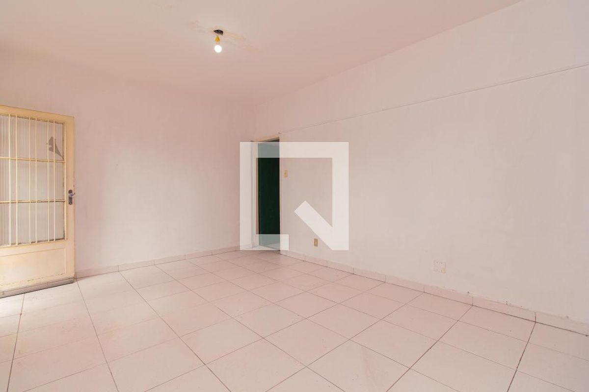 Casa, 3 quartos, 205 m² - Foto 48