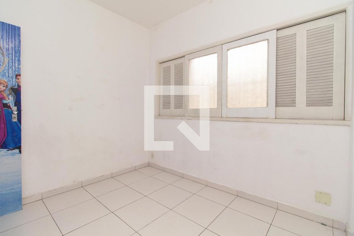 Casa, 3 quartos, 205 m² - Foto 36