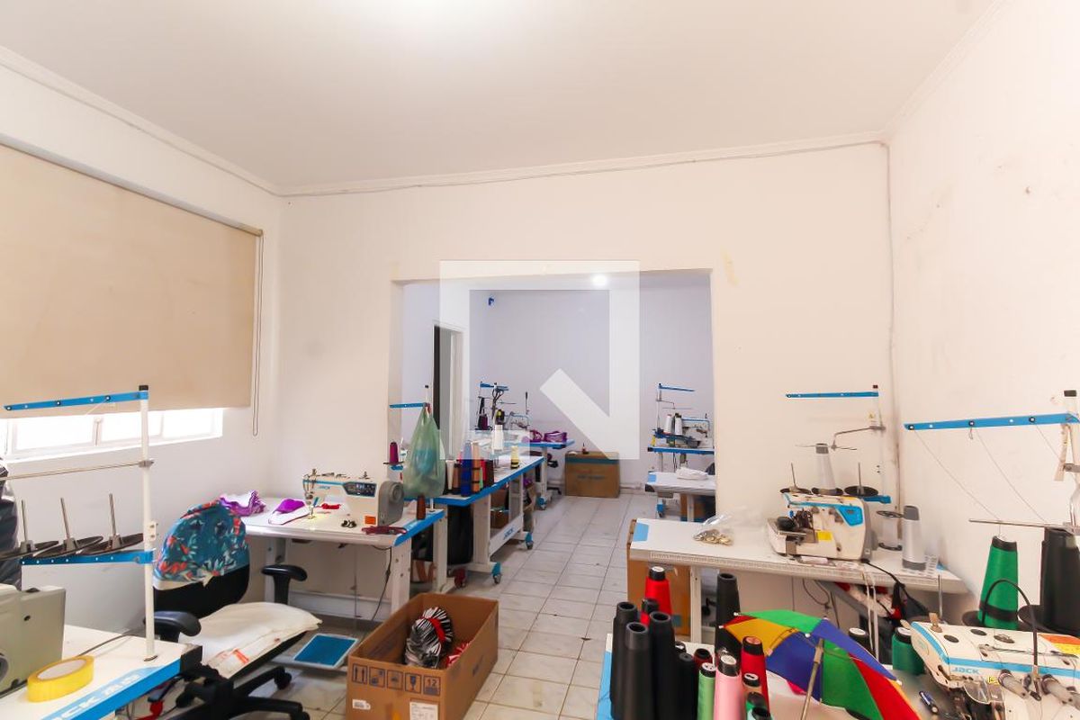 Casa, 4 quartos, 230 m² - Foto 29