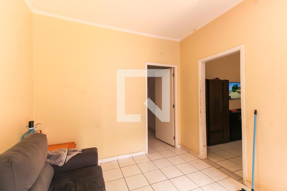 Casa, 4 quartos, 230 m² - Foto 2