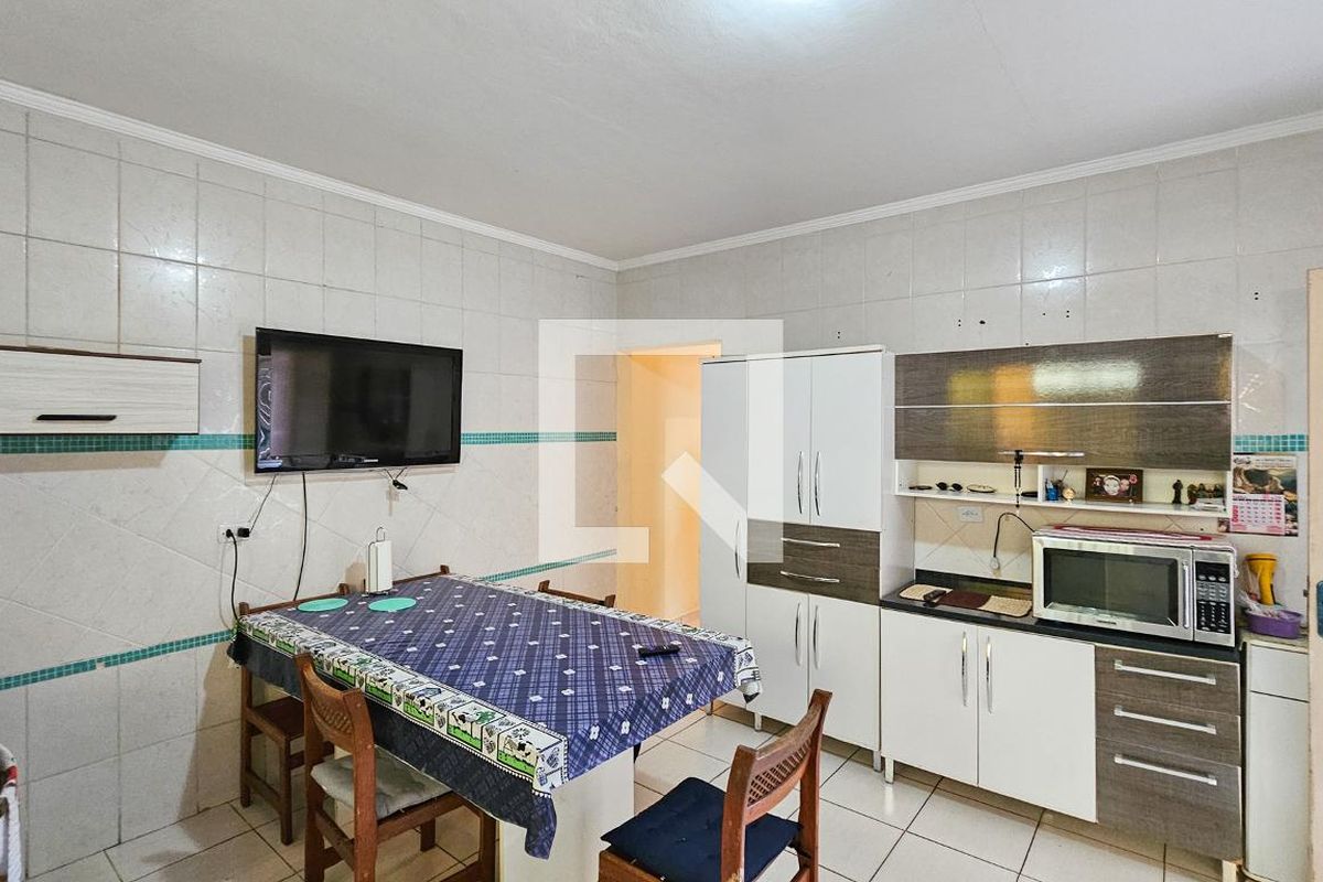 Casa, 3 quartos, 246 m² - Foto 38