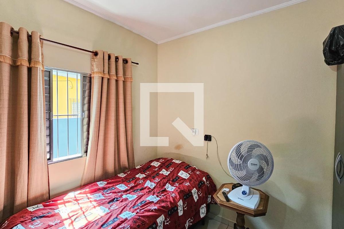 Casa, 3 quartos, 246 m² - Foto 14