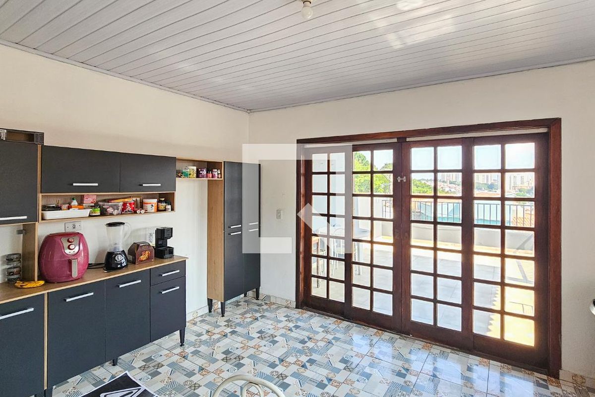 Casa, 3 quartos, 246 m² - Foto 74