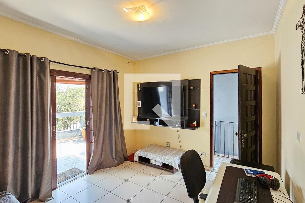 Casa, 3 quartos, 246 m² - Foto 4