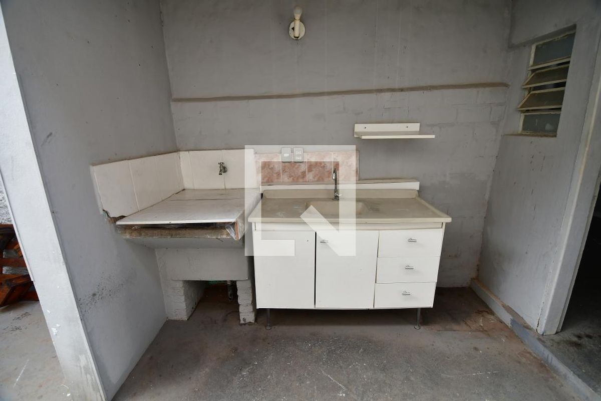 Casa à Venda - Taquaral, 2 Quartos,  77 m2 em , Campinas - sp | SoloBR