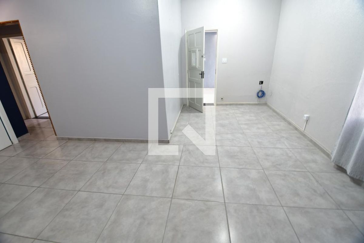 Casa à Venda - Taquaral, 2 Quartos,  77 m2 em , Campinas - sp | SoloBR