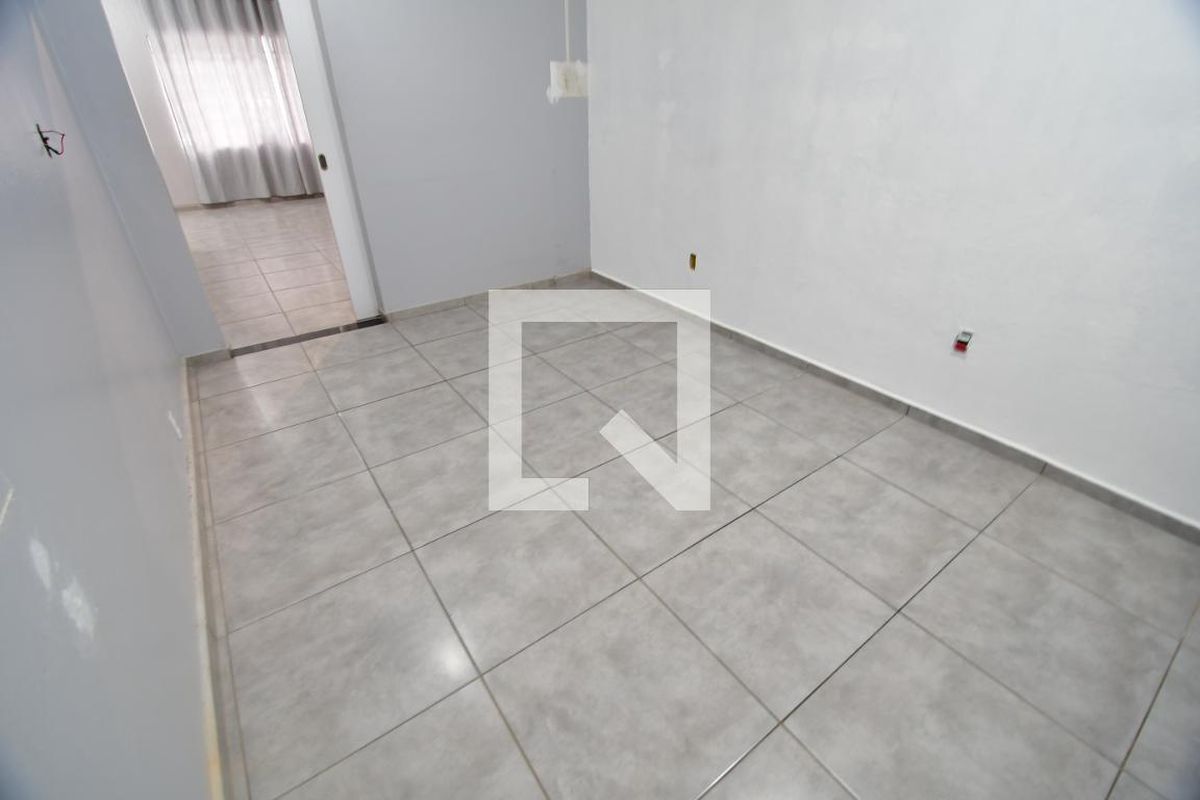 Casa à Venda - Taquaral, 2 Quartos,  77 m2 em , Campinas - sp | SoloBR