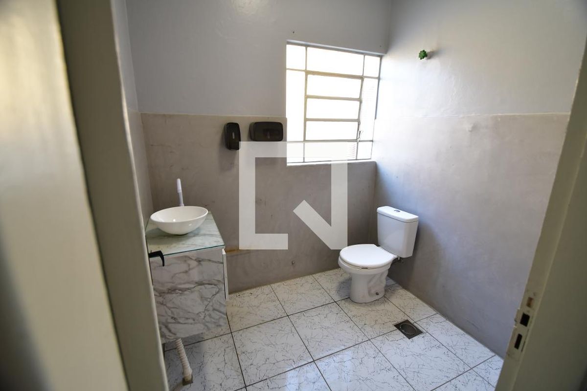Casa à Venda - Taquaral, 2 Quartos,  77 m2 em , Campinas - sp | SoloBR