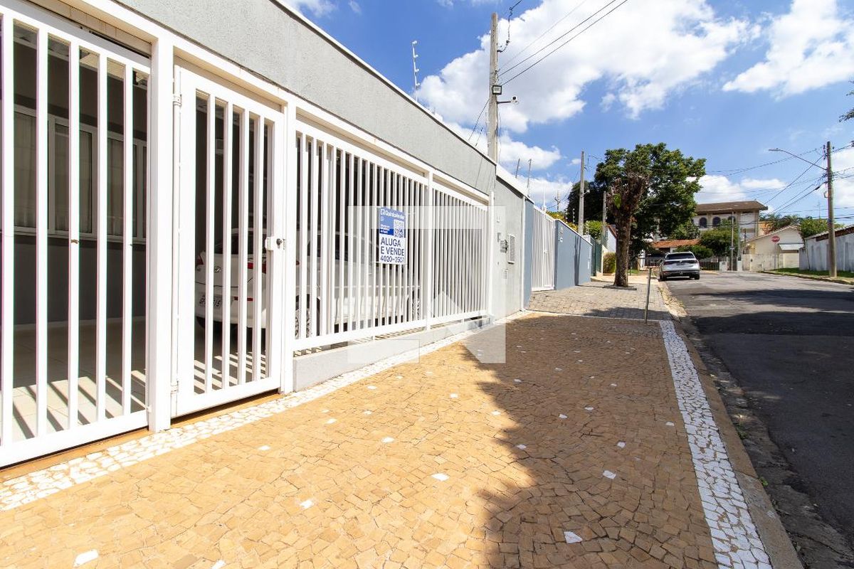Casa à Venda - Jardim Flamboyant, 3 Quartos,  201 m2 em , Campinas - sp | SoloBR