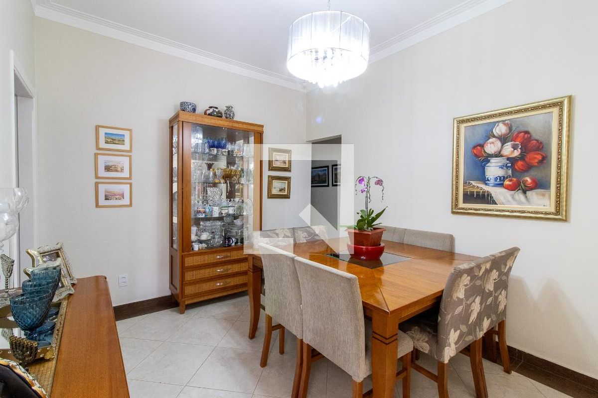 Casa à Venda - Jardim Flamboyant, 3 Quartos,  201 m2 em , Campinas - sp | SoloBR