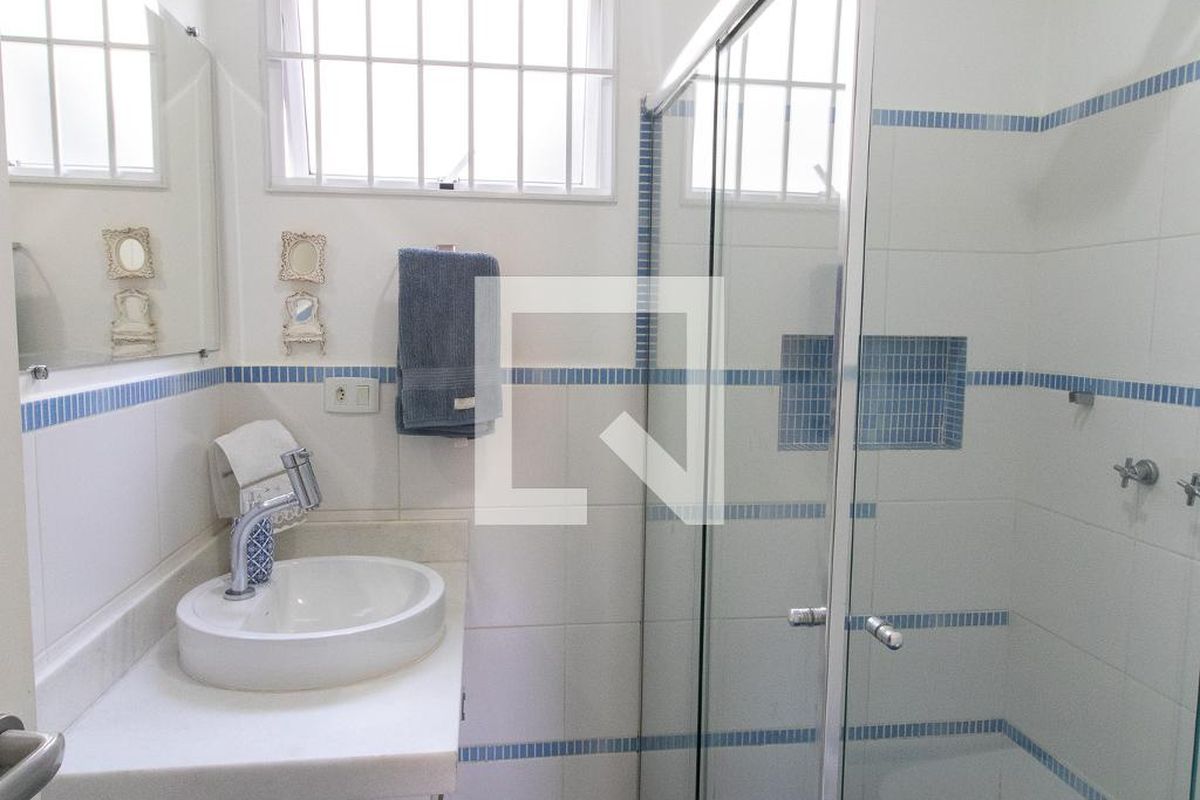 Casa à Venda - Jardim Flamboyant, 3 Quartos,  201 m2 em , Campinas - sp | SoloBR