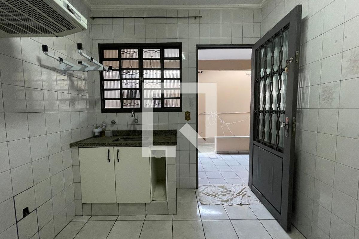 Casa, 4 quartos, 218 m² - Foto 84