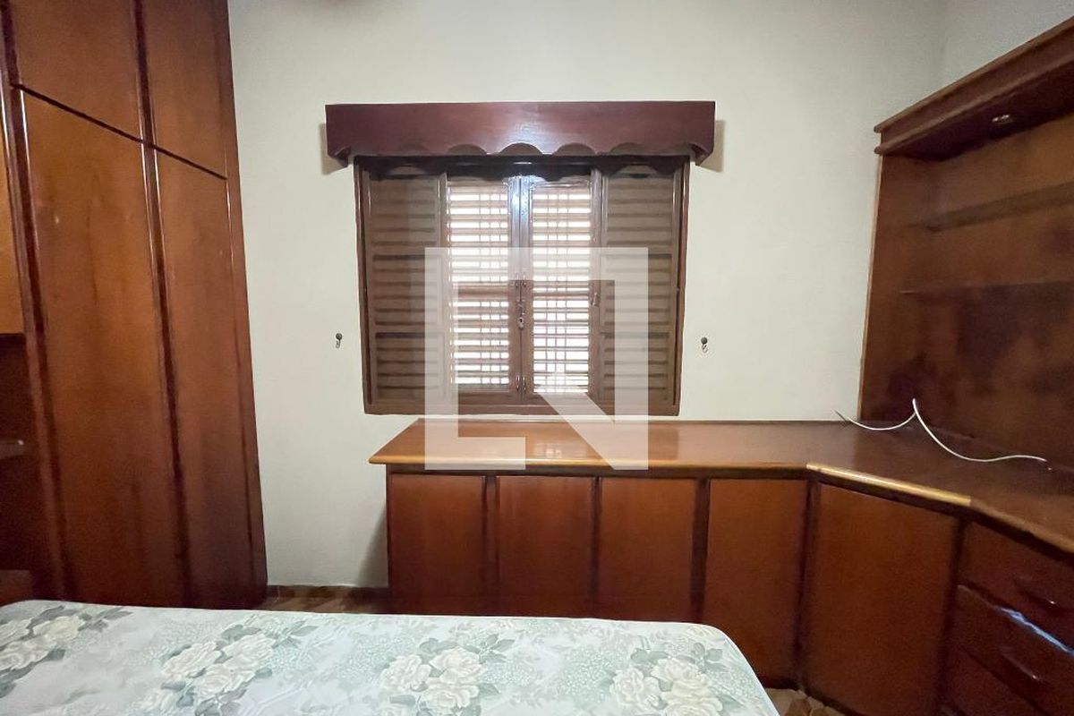 Casa, 4 quartos, 218 m² - Foto 36