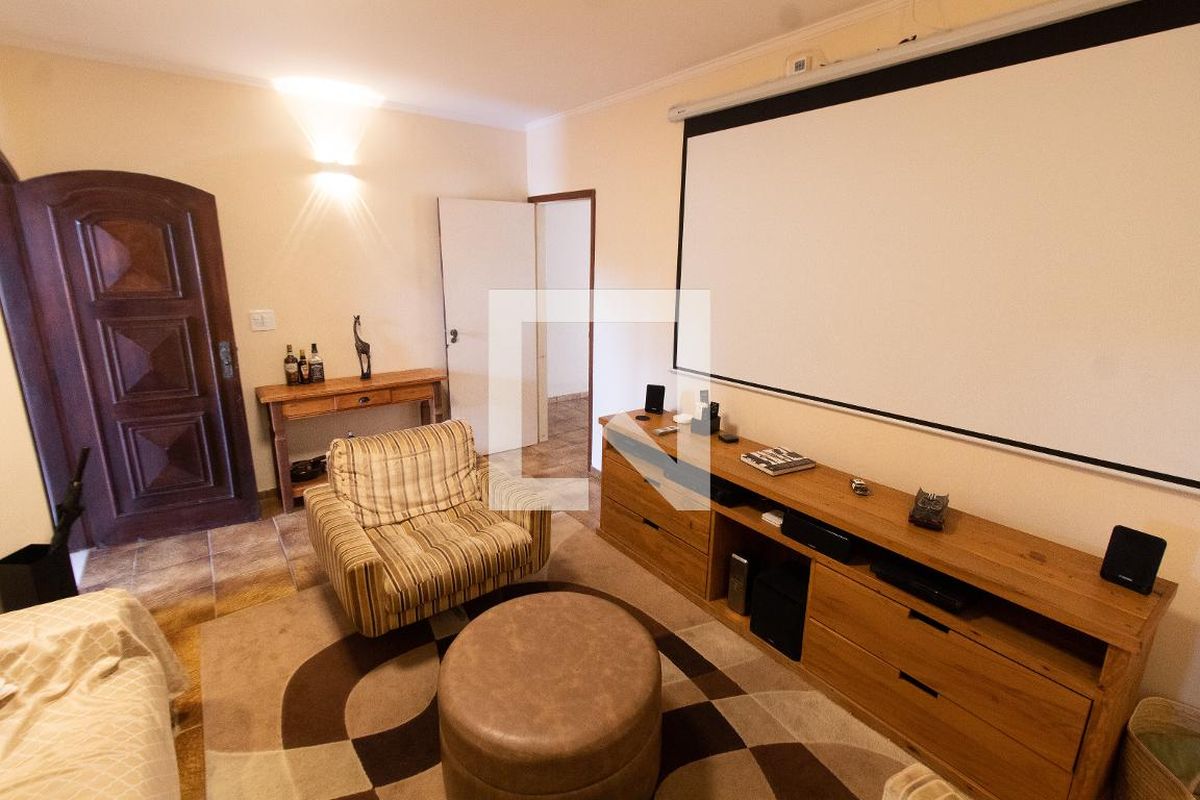 Casa à Venda - Jardim Planalto, 4 Quartos,  250 m2 em , Campinas - sp | SoloBR