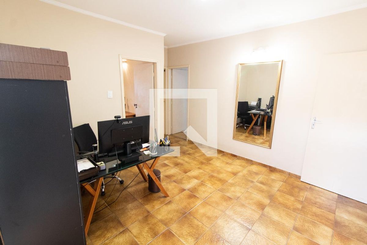 Casa à Venda - Jardim Planalto, 4 Quartos,  250 m2 em , Campinas - sp | SoloBR