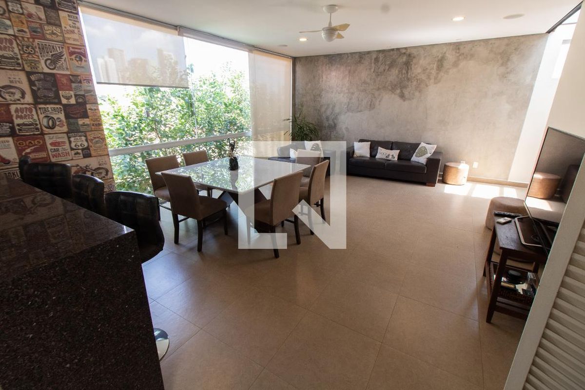 Casa à Venda - Jardim Planalto, 4 Quartos,  250 m2 em , Campinas - sp | SoloBR