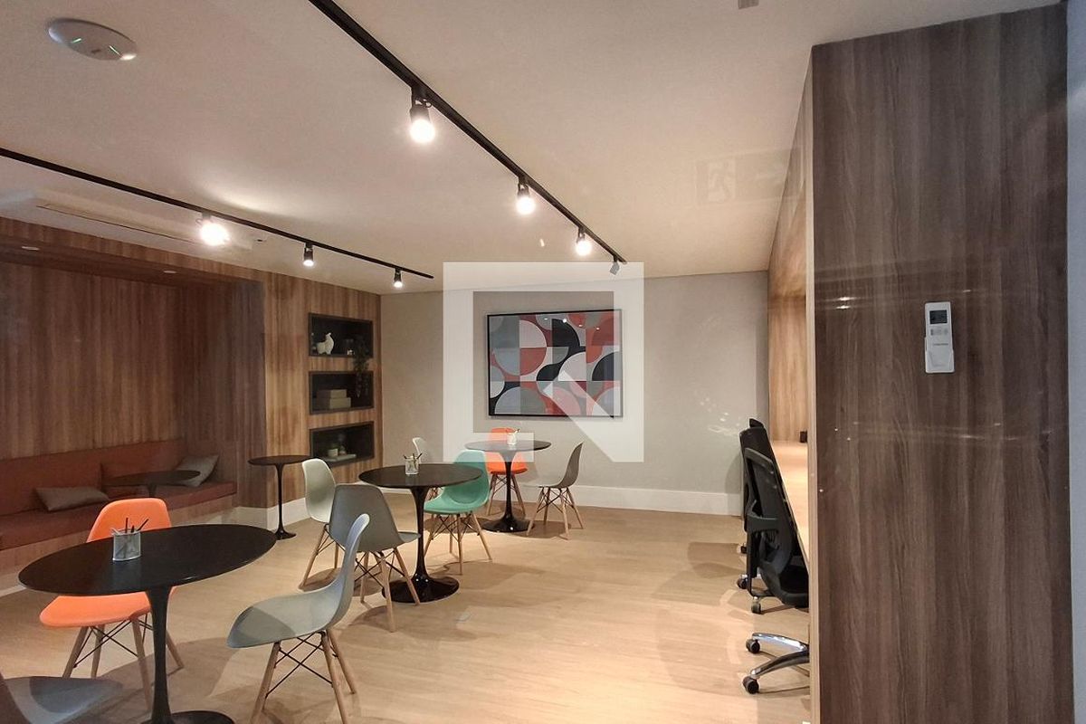 Apartamento à Venda - Bosque, 1 Quarto,  46 m2 em , Campinas - sp | SoloBR