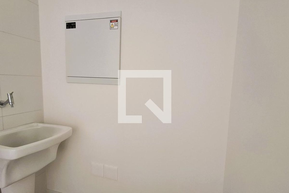 Apartamento à Venda - Bosque, 1 Quarto,  46 m2 em , Campinas - sp | SoloBR