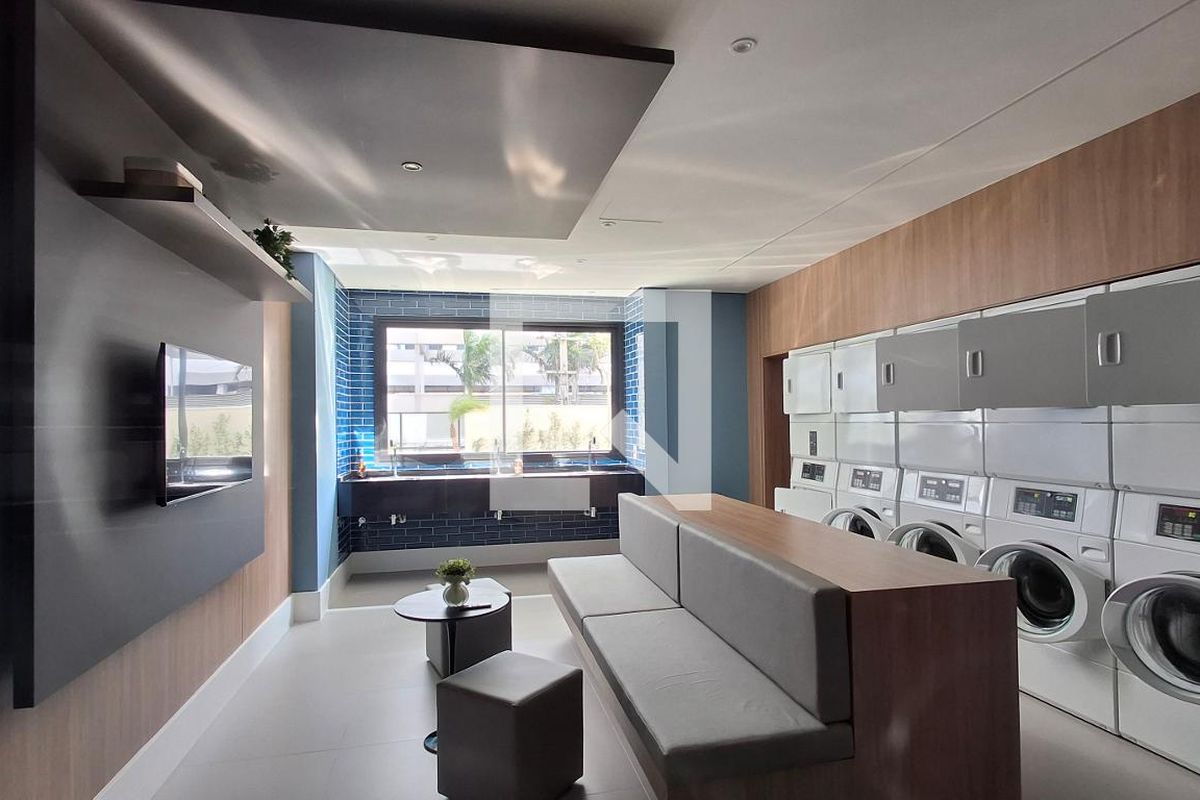 Apartamento à Venda - Bosque, 1 Quarto,  46 m2 em , Campinas - sp | SoloBR