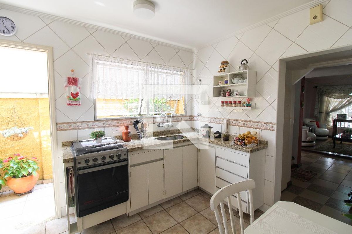 Casa, 3 quartos, 220 m² - Foto 9
