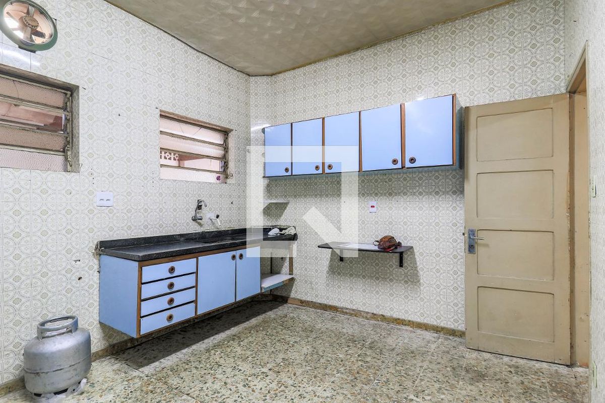 Casa, 2 quartos, 300 m² - Foto 31