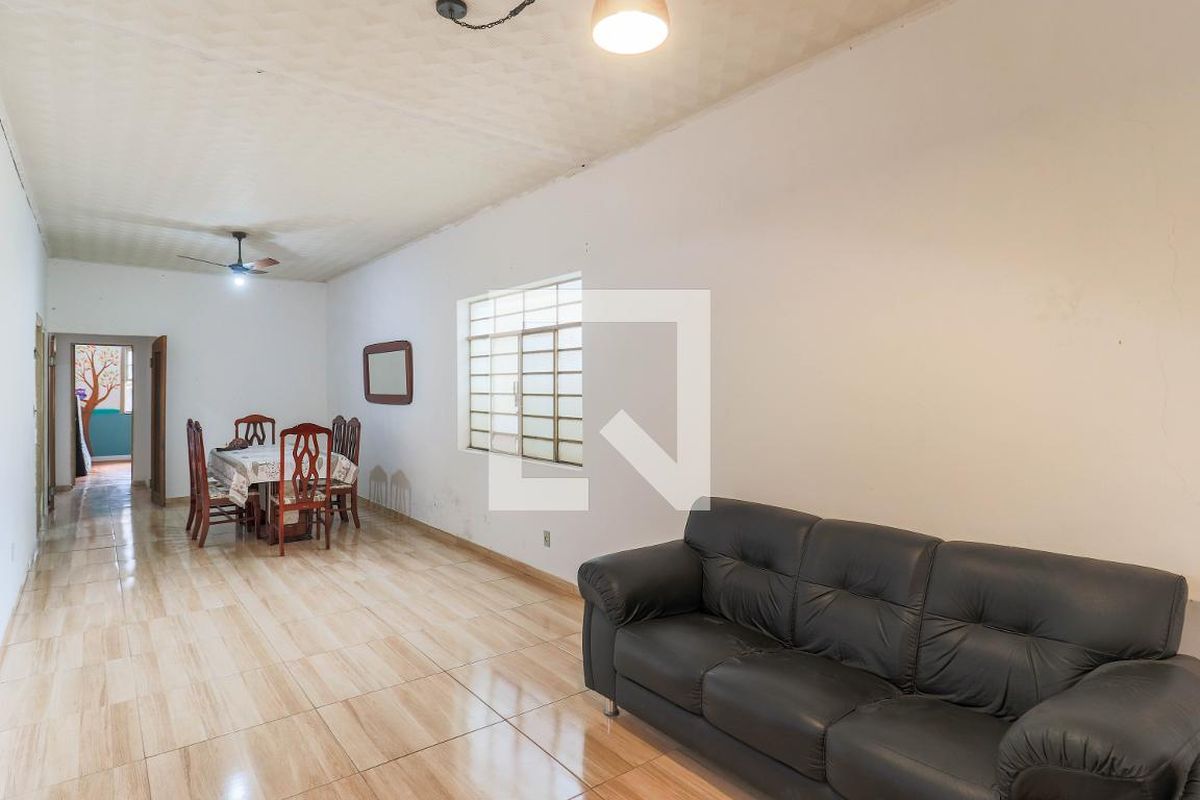 Casa, 2 quartos, 300 m² - Foto 3