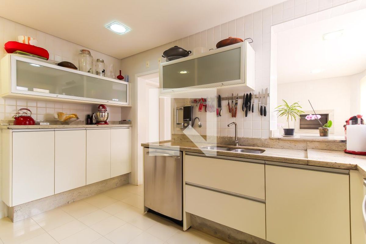 Apartamento, 4 quartos, 225 m² - Foto 92