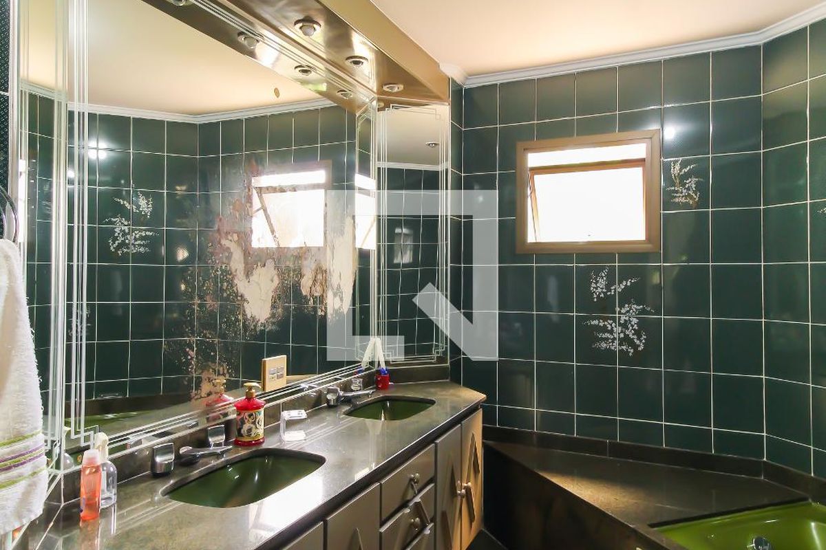 Apartamento, 3 quartos, 206 m² - Foto 54
