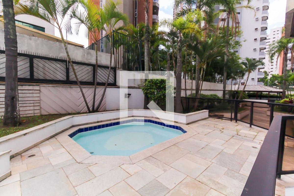 Apartamento, 3 quartos, 206 m² - Foto 110