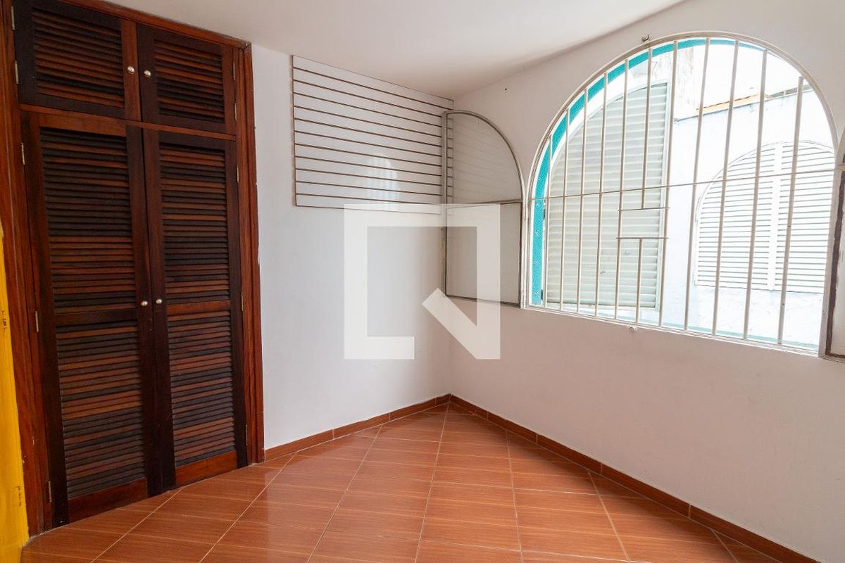 Casa, 3 quartos, 244 m² - Foto 34