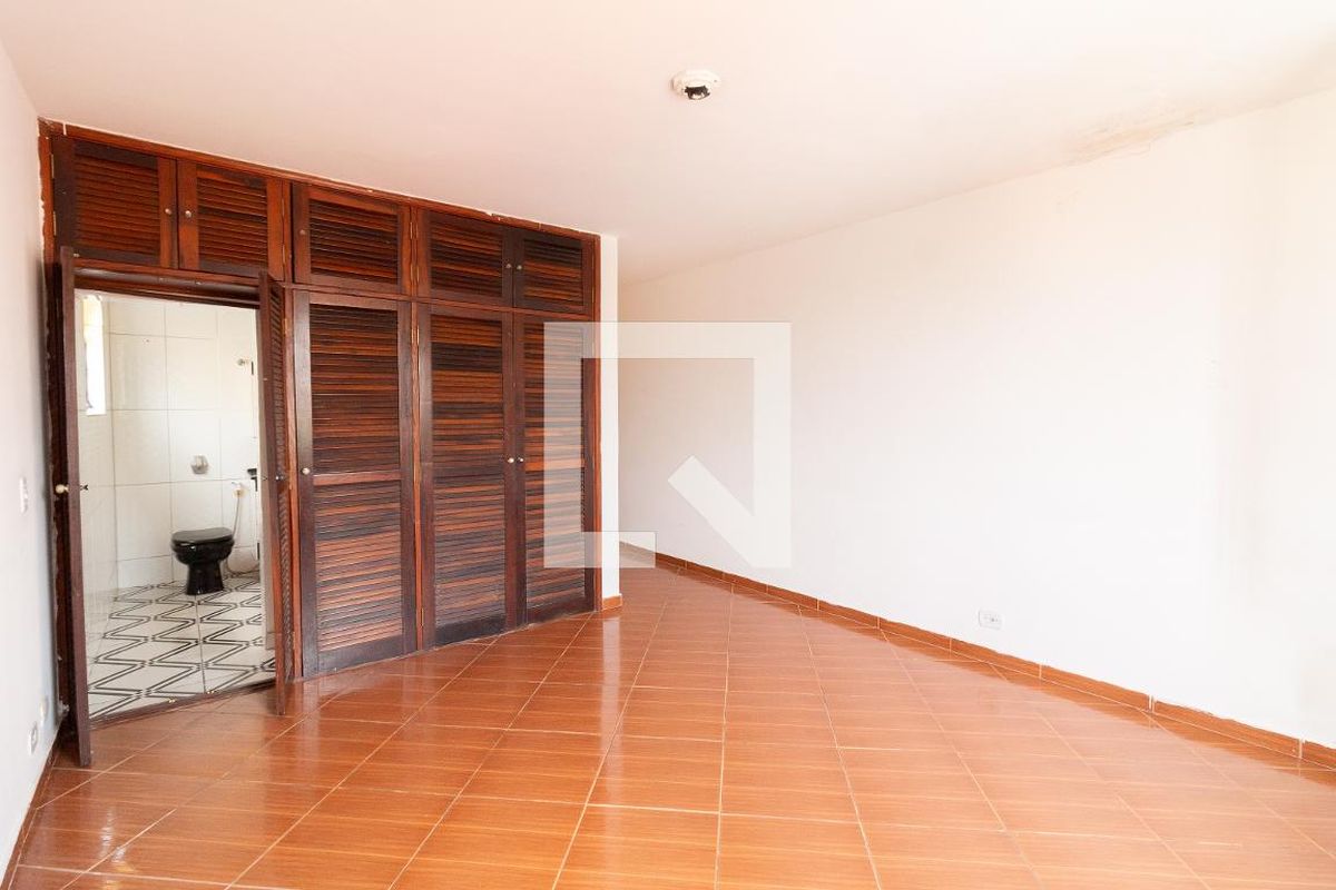 Casa, 3 quartos, 244 m² - Foto 40