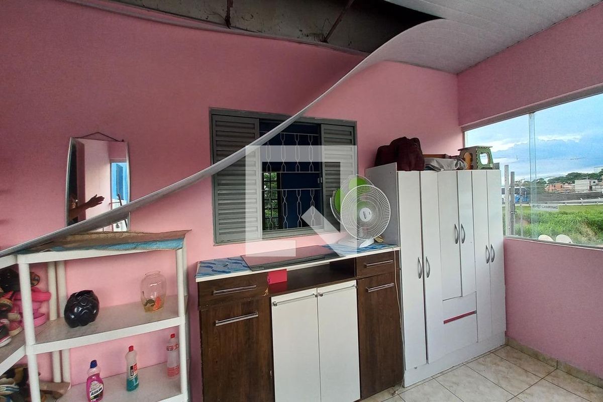 Casa à Venda - Jardim do Lago, 5 Quartos,  250 m2 em , Campinas - sp | SoloBR