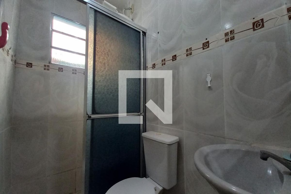 Casa à Venda - Jardim do Lago, 5 Quartos,  250 m2 em , Campinas - sp | SoloBR