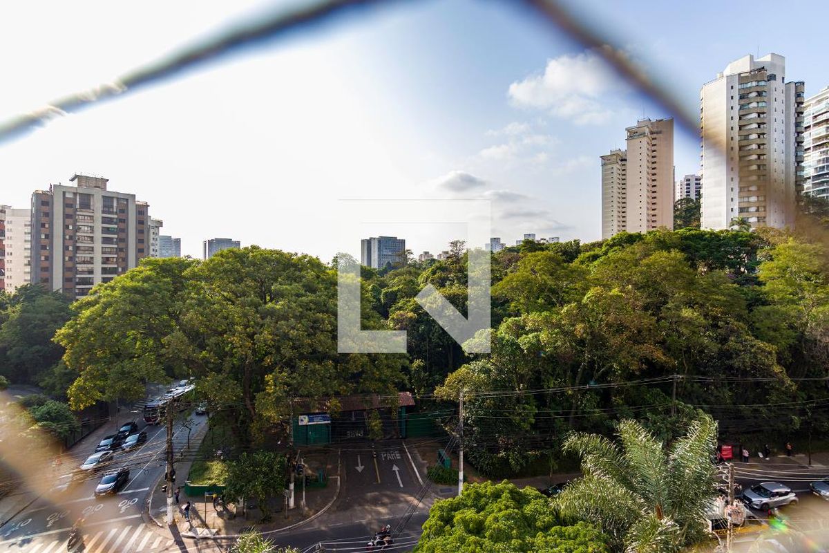 Apartamento, 3 quartos, 220 m² - Foto 26
