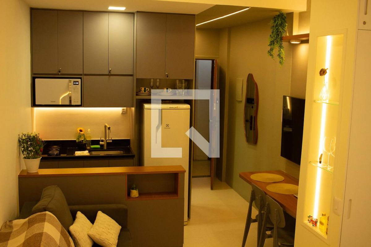 Apartamento, 1 quarto, 27 m² - Foto 2